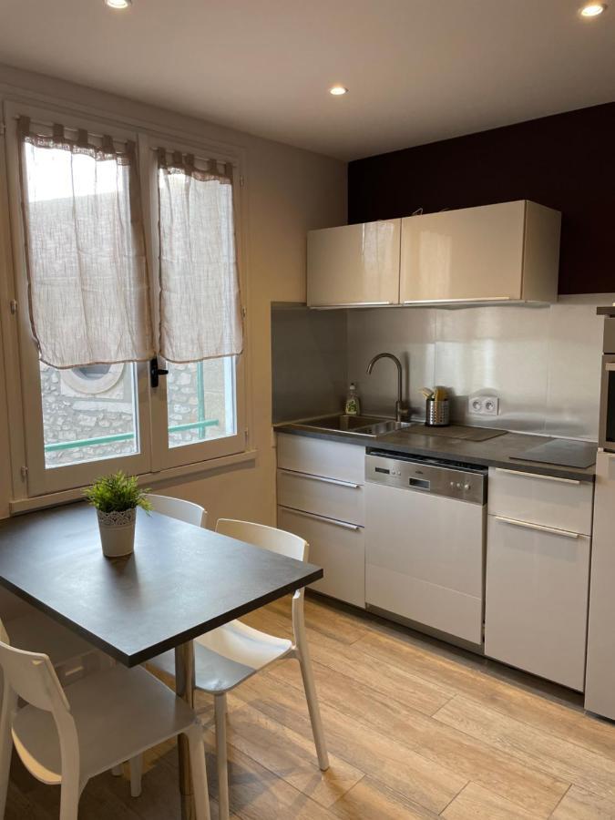 Studio idéal centre-ville meublé 2ème étage sud Saint-Rémy-de-Provence Extérieur photo